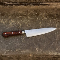 JKC aus 10 mkökskniv i modell gyoto som är det japanska namnet på en kockkniv